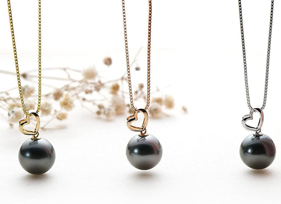 18K Gold Natural Black Pearl Pendant Necklace 10-11Mm Genuine Tahitian Cultured round Pearls Heart Shape Pendant for Women with 18